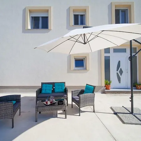 Apartmani Zeljka Salatic Exterior photo