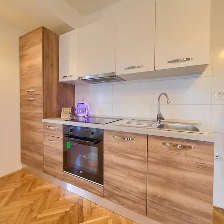 Apartmani Zeljka Salatic Exterior photo